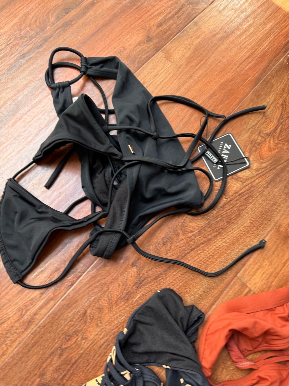 Lot of bikinis sizes s/m - Picture 2 of 7